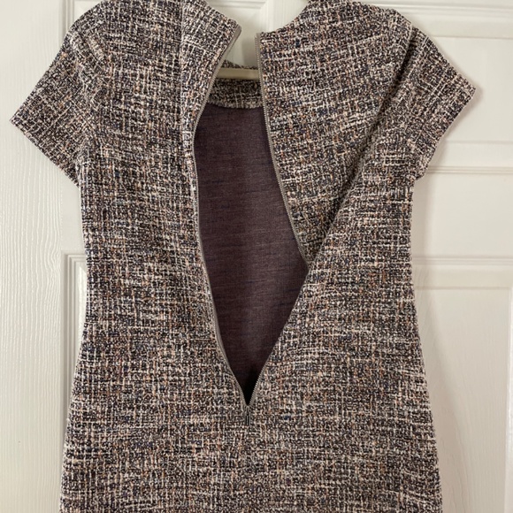 Size 4 Calvin Klein sheath dress - Picture 4 of 4